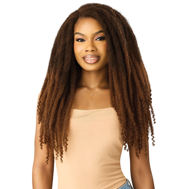 Outre Xpression Twisted Up Swicy Afro Twist 3x 18"