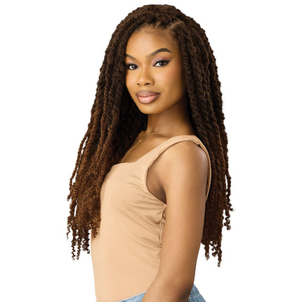 Outre Xpression Twisted Up Swicy Afro Twist 3x 18"
