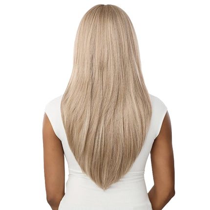 Outre Synthetic Lace Front Wig- Laurella