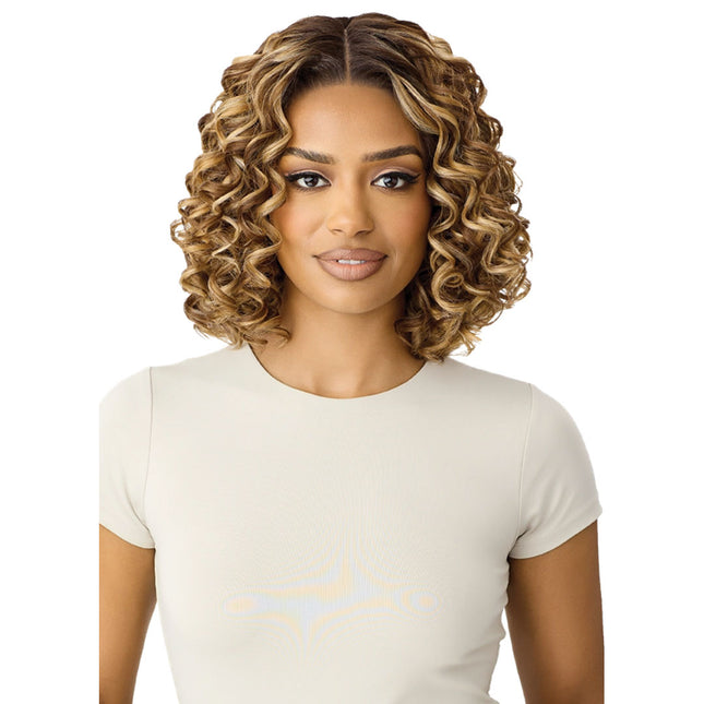 Outre Melted Hairline Synthetic Hd Lace Front Wig - Mh 132