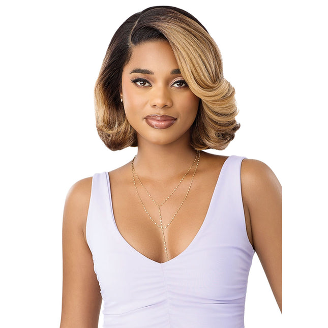 Outre Synthetic Perfect Hairline 13x4 Hd Lace Front Wig - Swoop 23