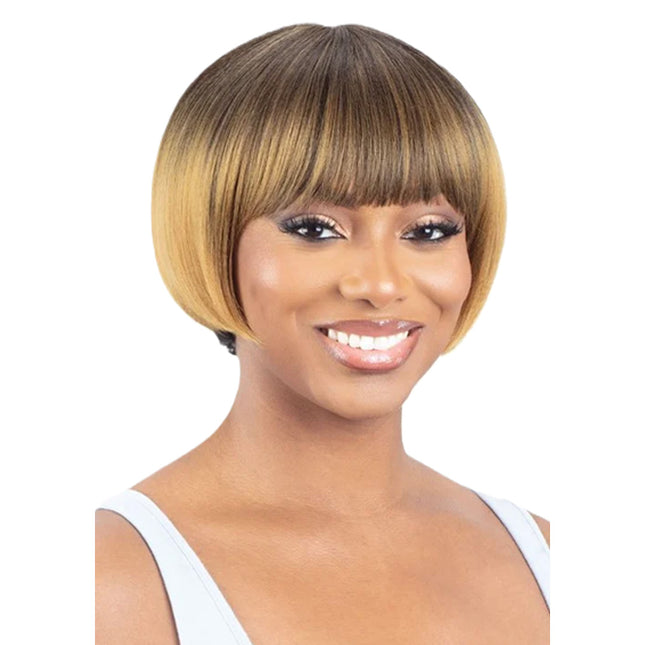 Shake N Go Freshfit Full Wig With Bangs - June
