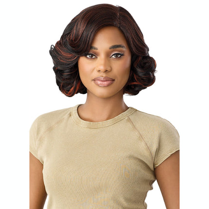 Outre The Daily Wig Style & Dash 3 Deep Lace Part - Daily 26