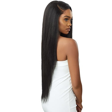 Outre Perfect Hairline Synthetic 13x6 Lace Wig - Shaday 32"