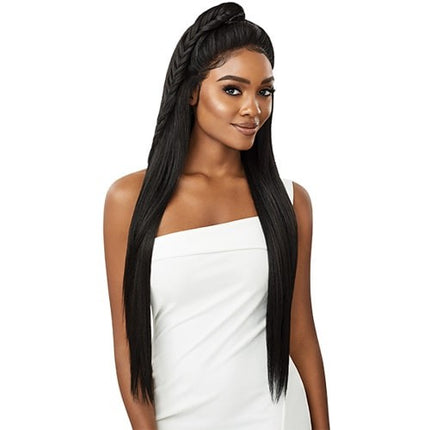 Outre Perfect Hairline Synthetic 13x6 Lace Wig - Shaday 32"