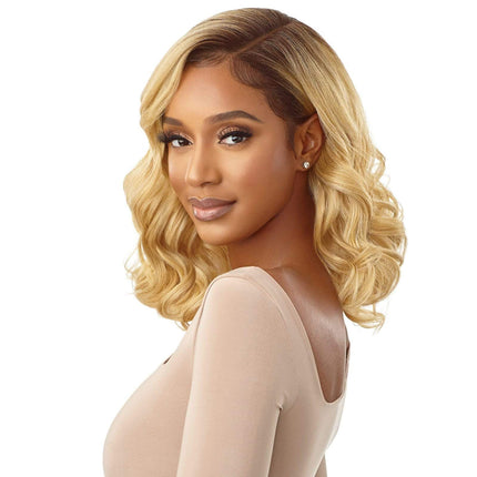 Outre Melted Hairline Synthetic Hd Lace Front Wig - Herminia
