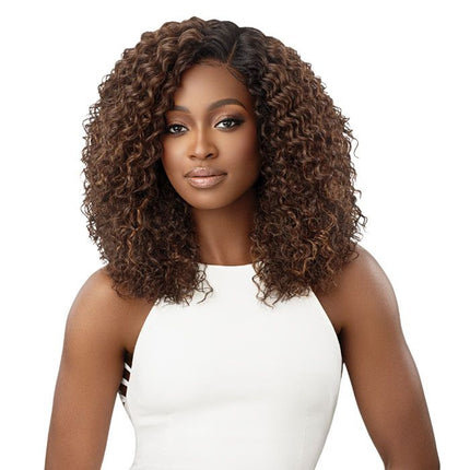 Outre Sleeklay Part Hd Lace Front Wig - Zaylee