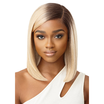 Outre Sleeklay Part Hd Deep C Lace Front Wig - Nella 12"