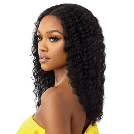 Outre Mytresses Gold Label Leave Out Human Hair Wig - Peruvian Wave 18"